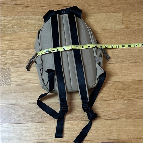 The North Face Beige and Black Backpack - Picture 4 of 5